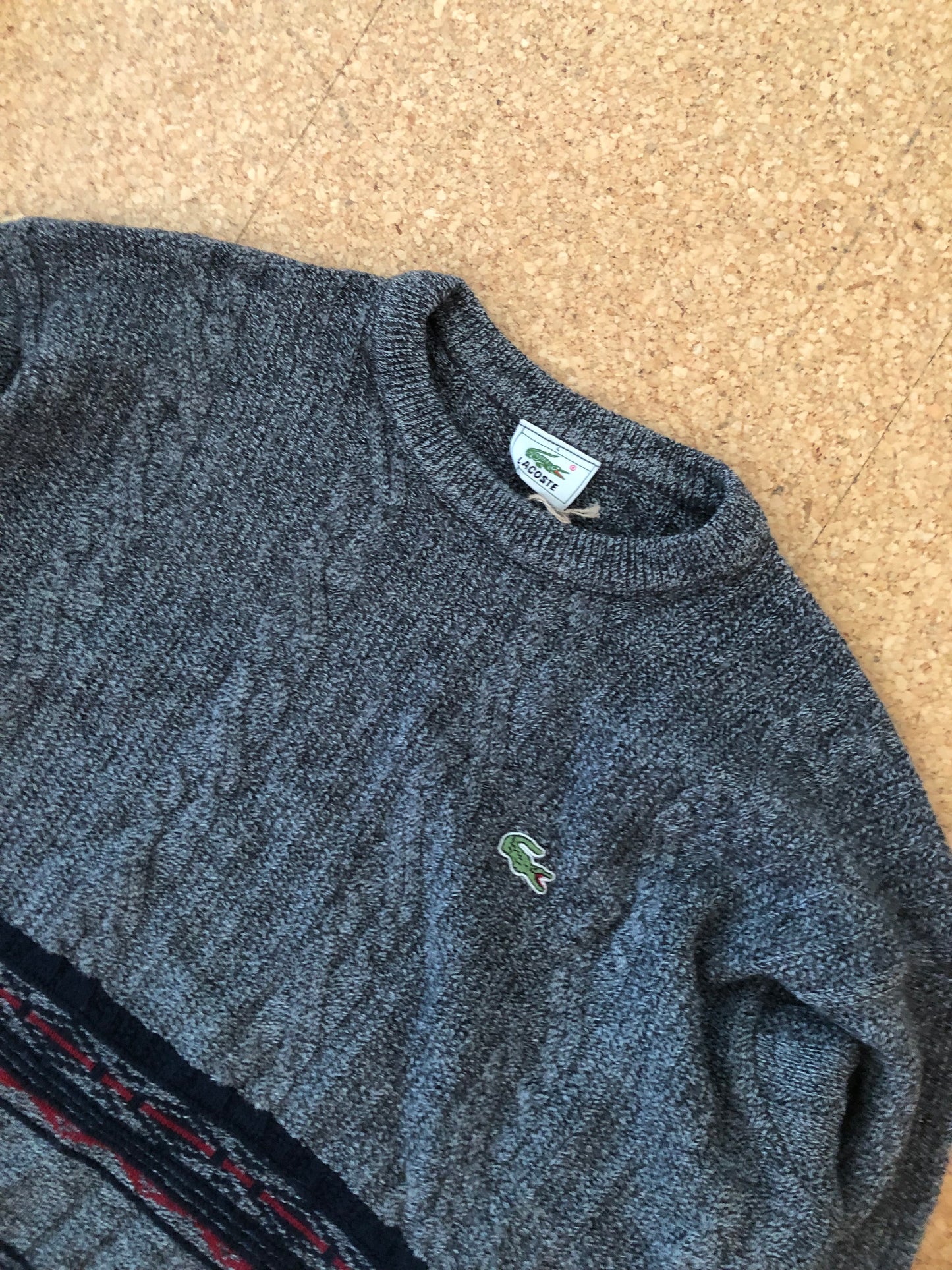 Lacoste sweater (M)