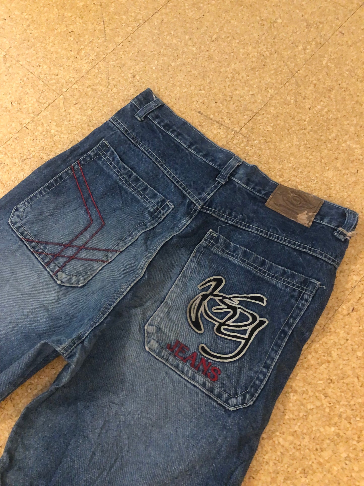 Vintage baggy jeans (W32)