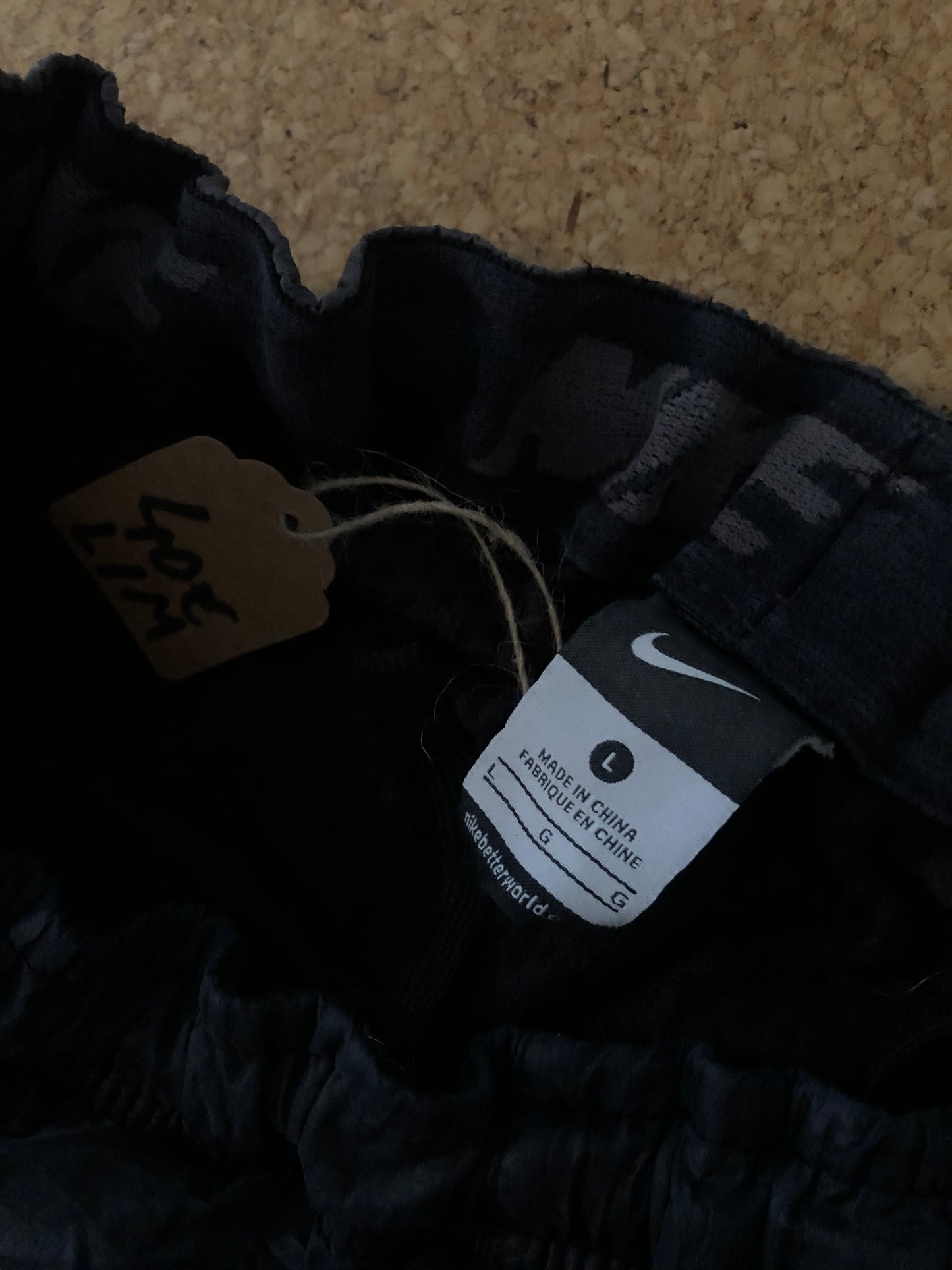 Vintage Nike baggy trackpants (L)