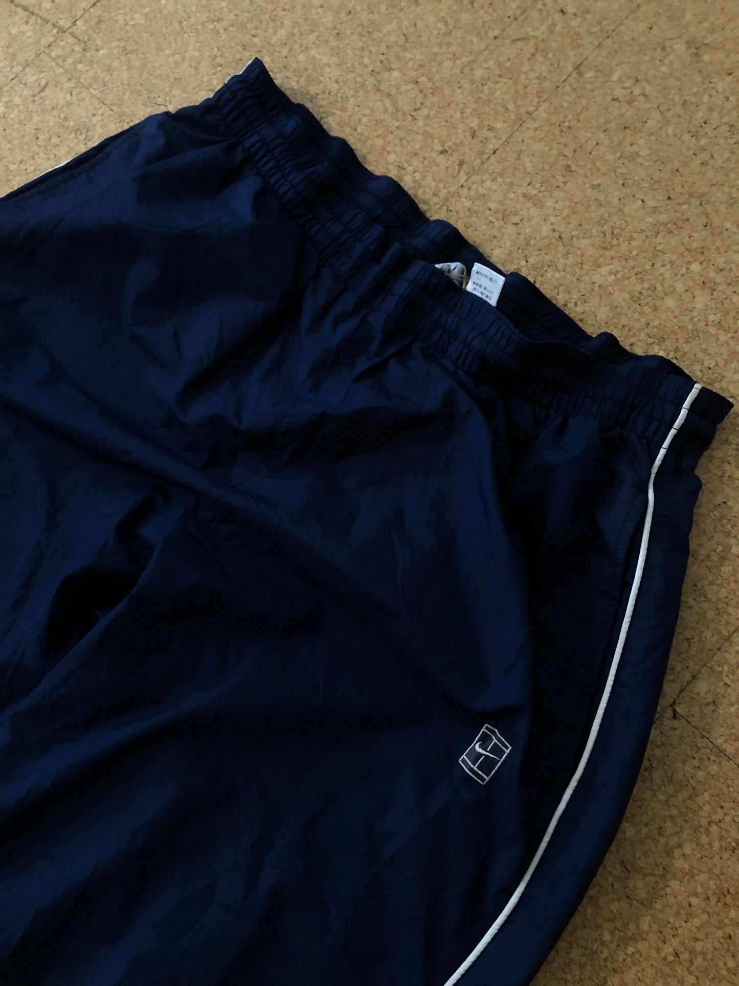 Vintage Nike baggy trackpants (L)
