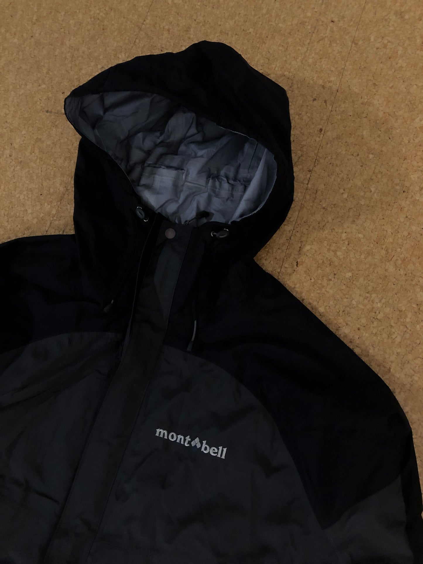 Montbell lightweight jacket (M)