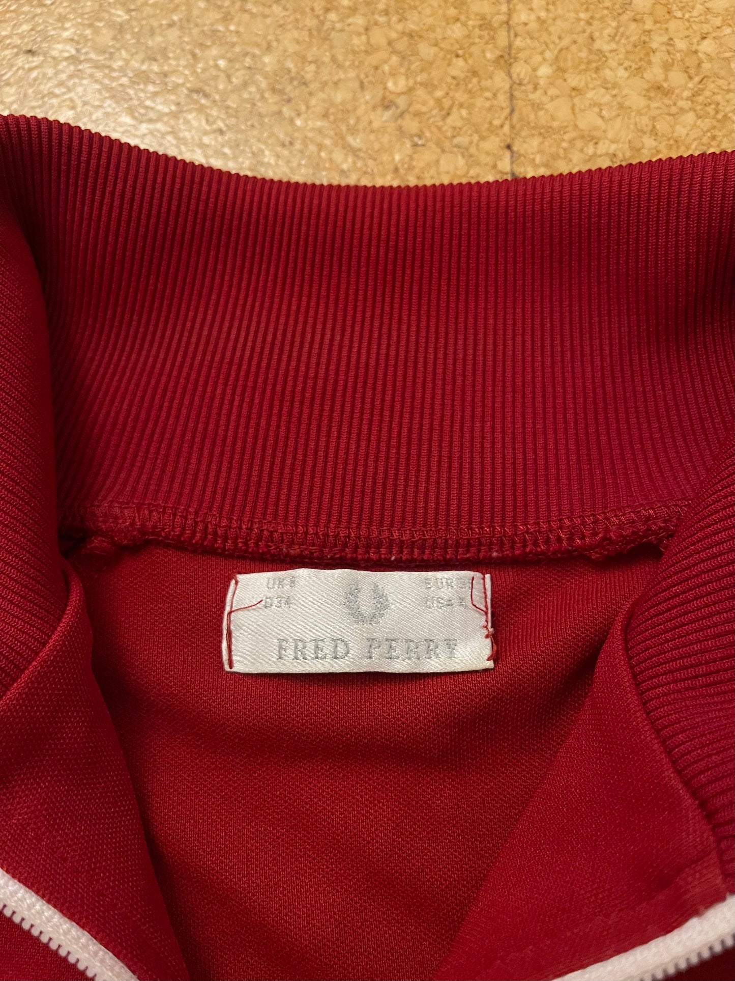 Fred Perry trackjacket (S/XS)