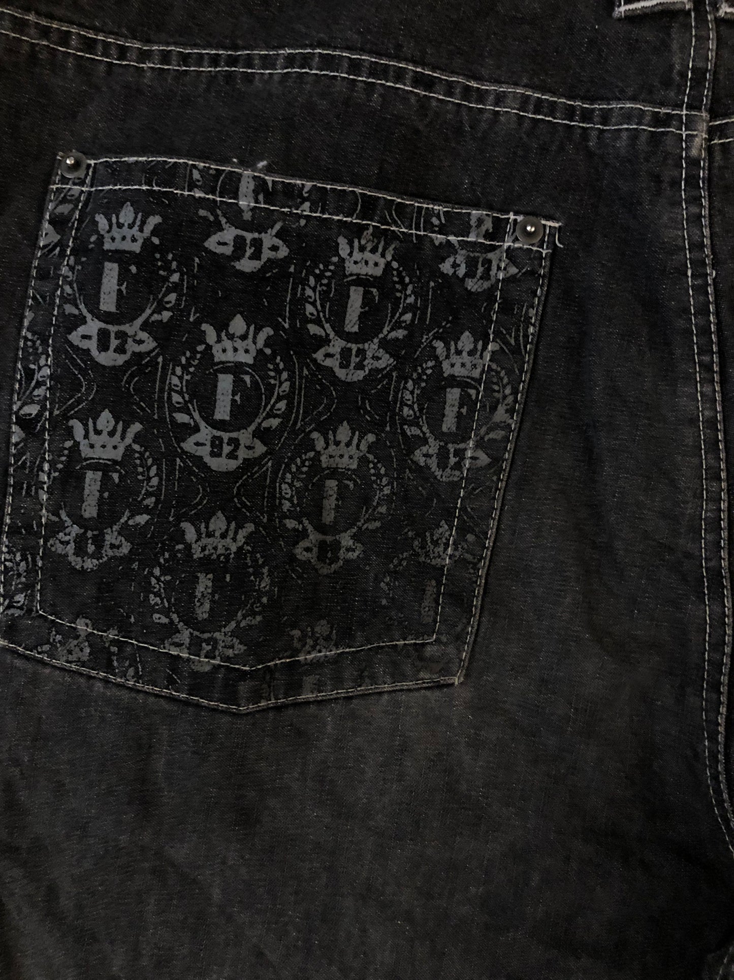 Fubu vintage baggy jeans (W38)