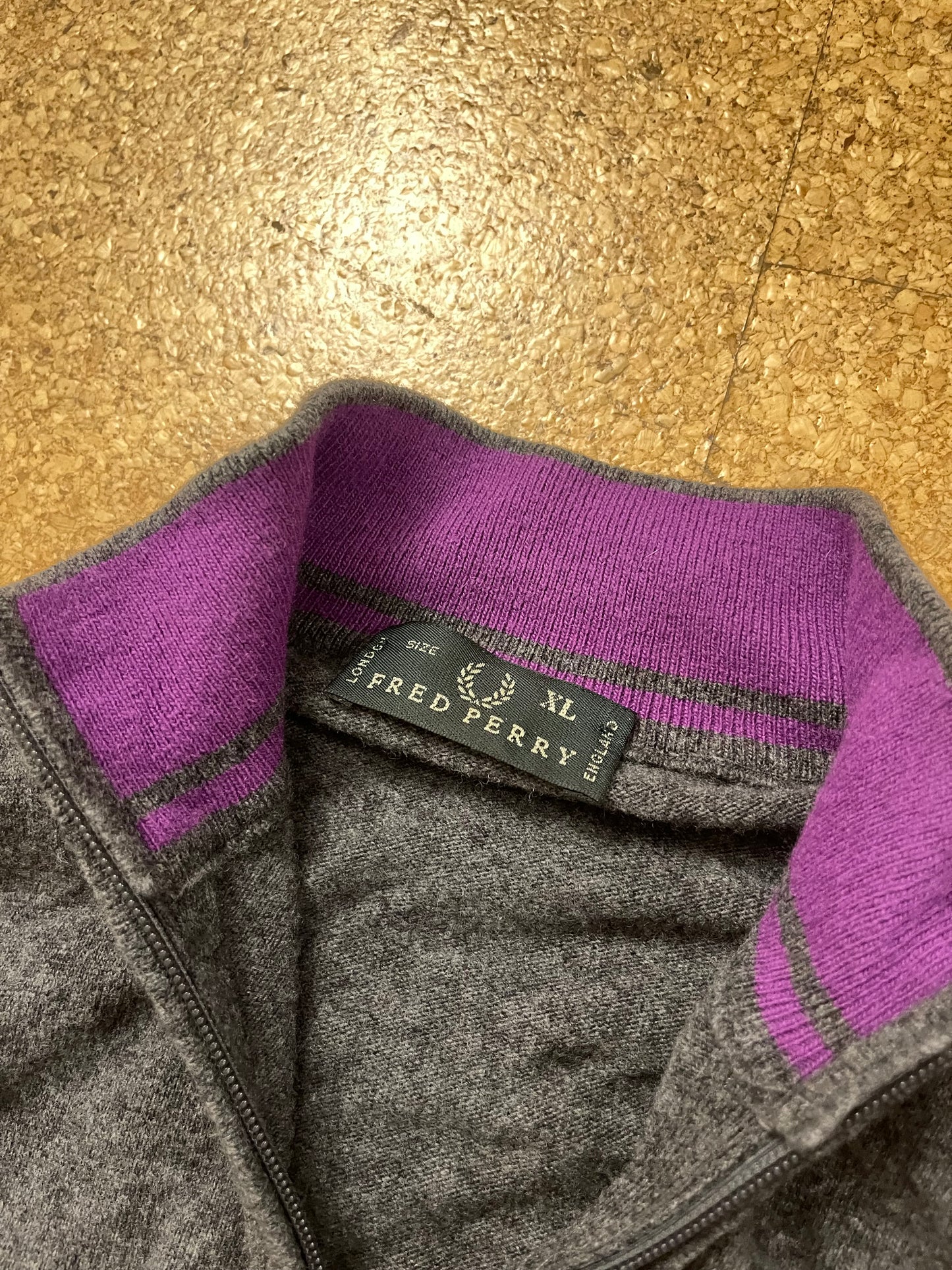 Fred Perry Fleece (XL)