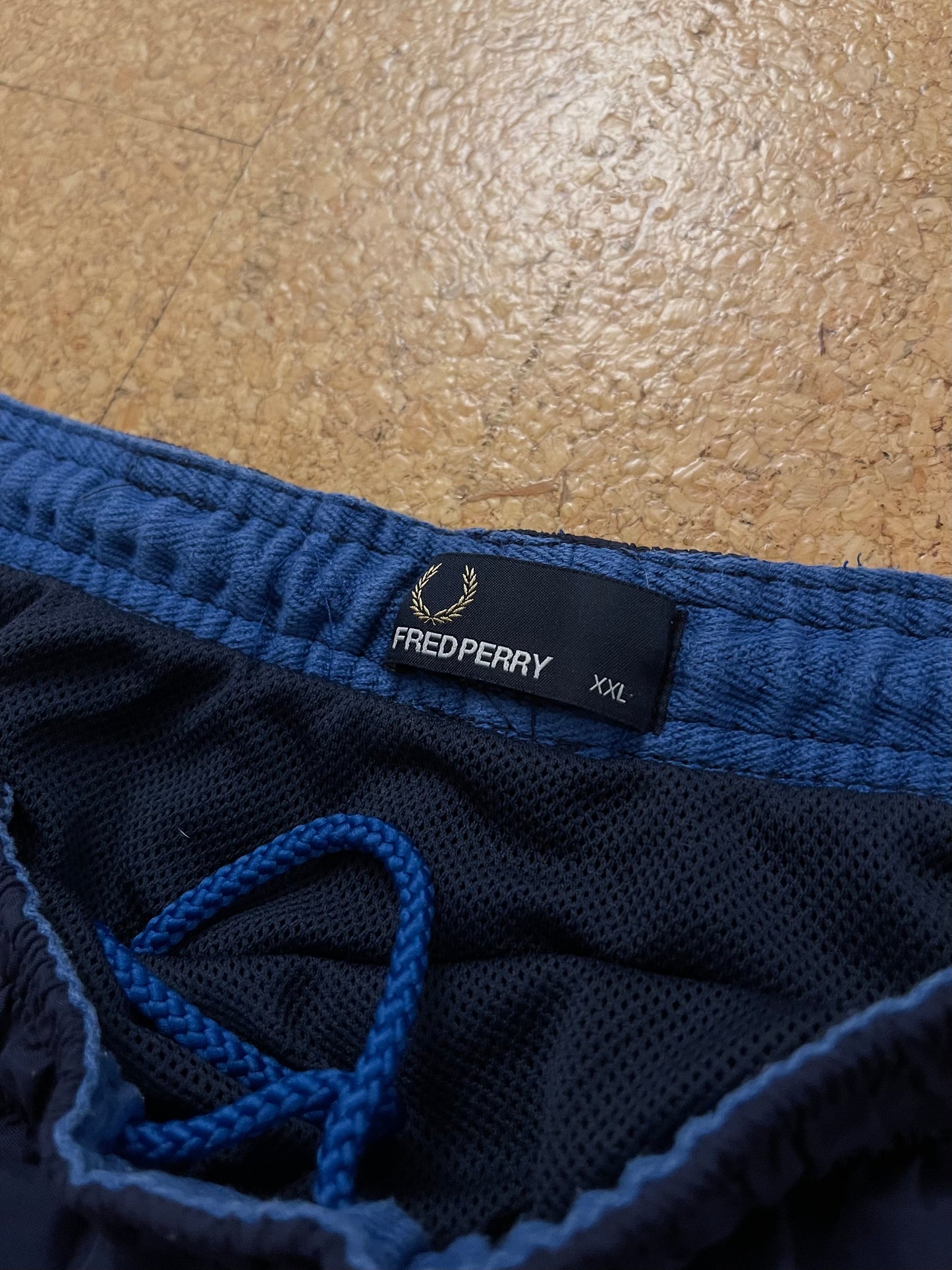 Fred Perry Shorts (M)