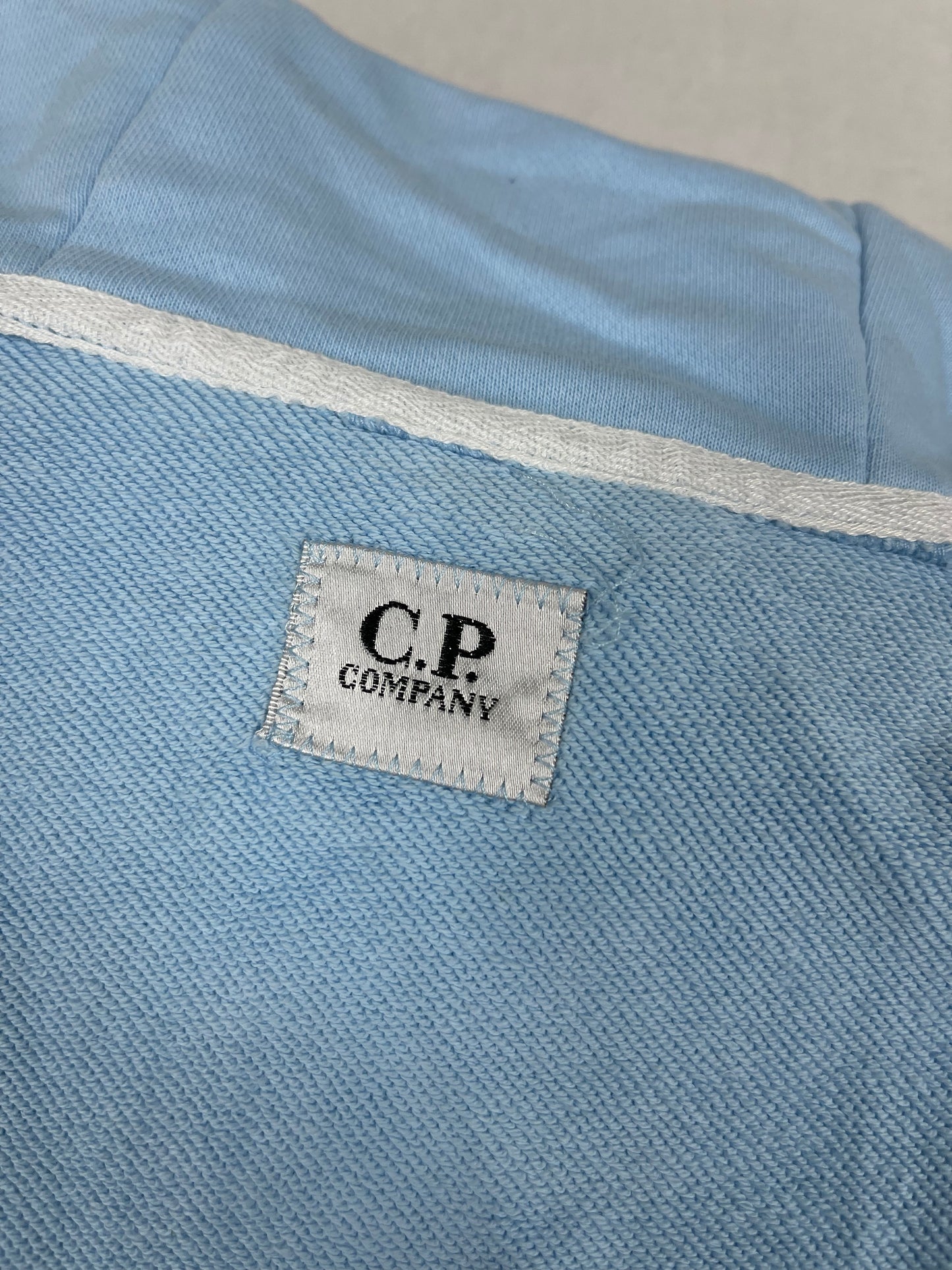 CP Company Hoodie (L)
