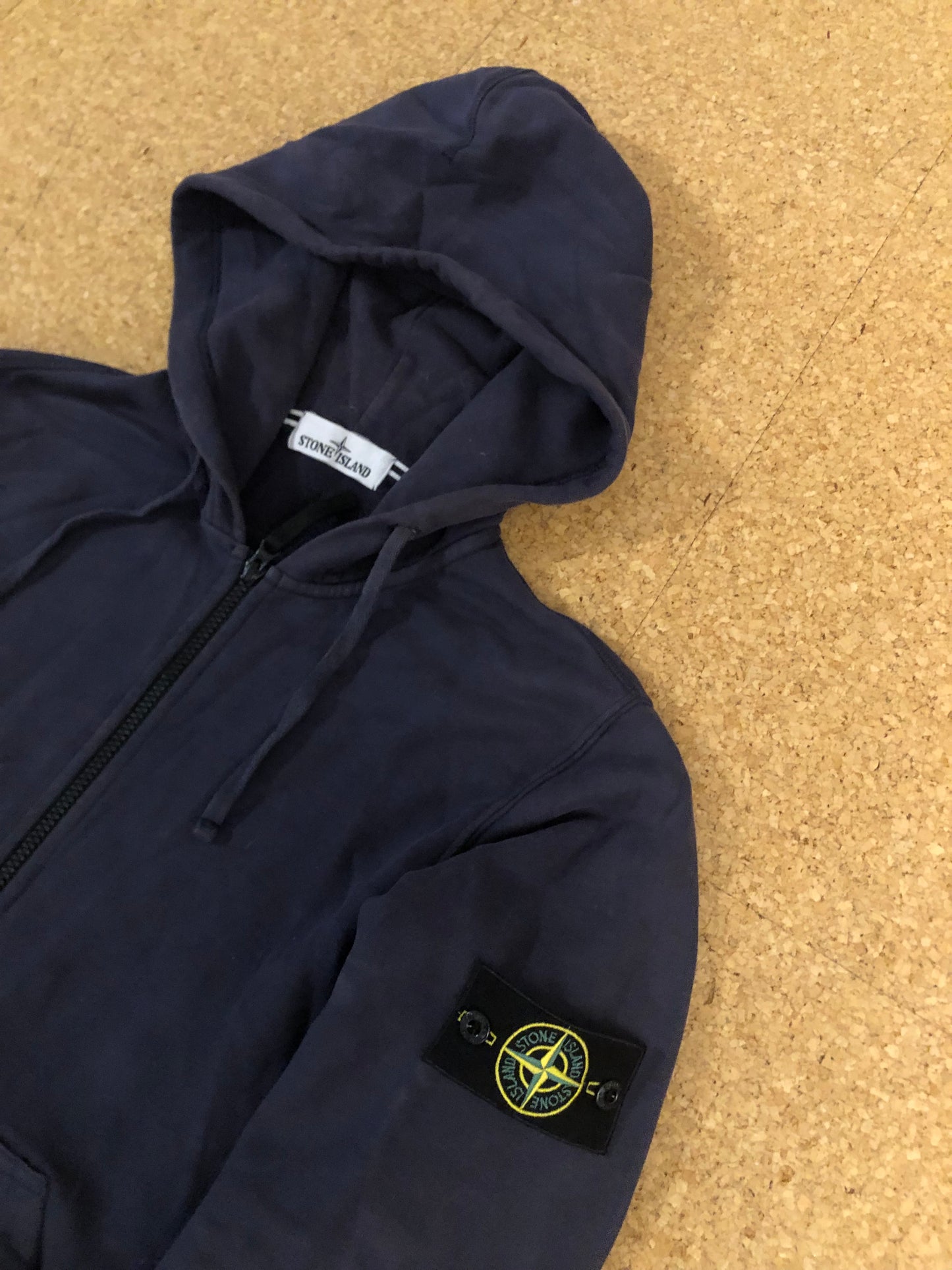 Stone Island hoodie (M)