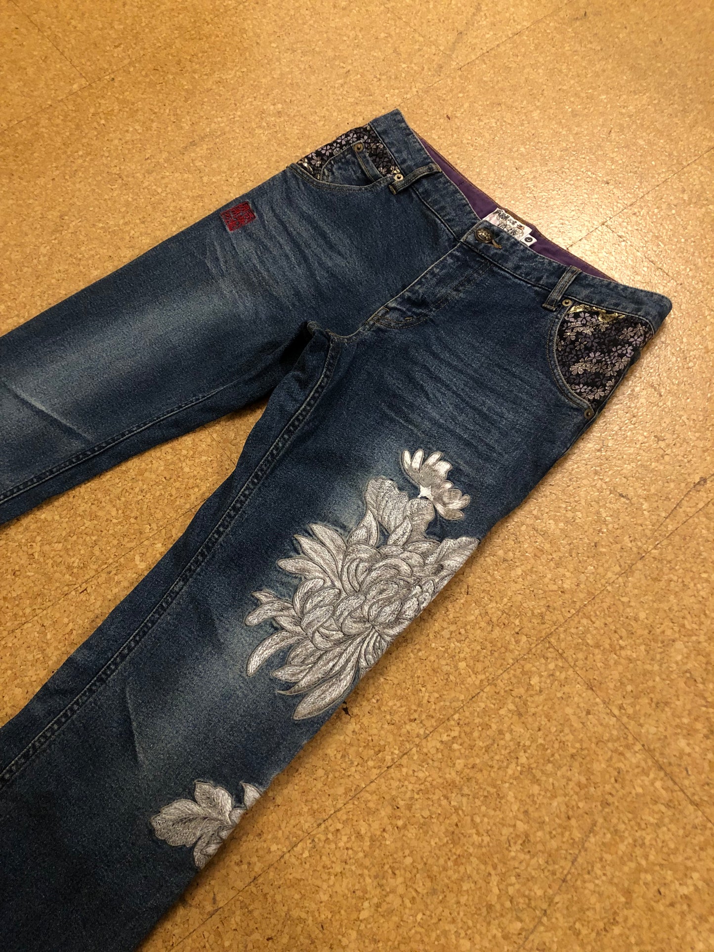 Karakuri Japanese bootcut denim (L)