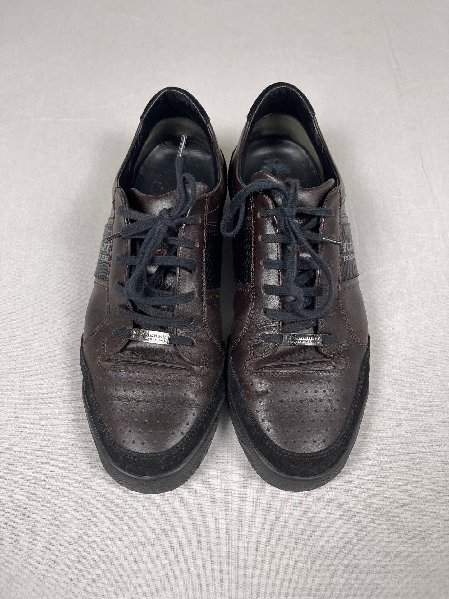 Burberry Shoes (42)