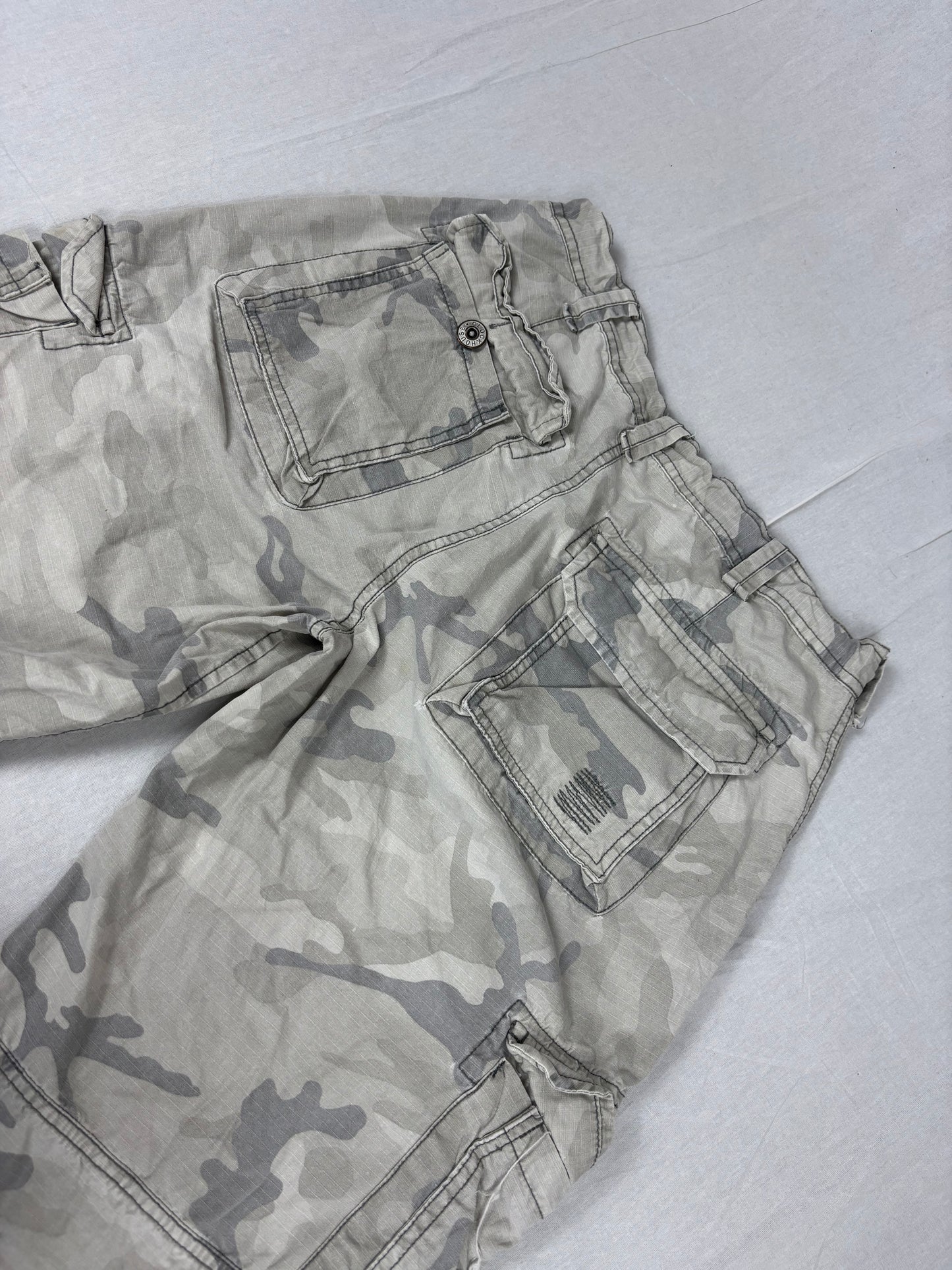 Camo Shorts (w30)