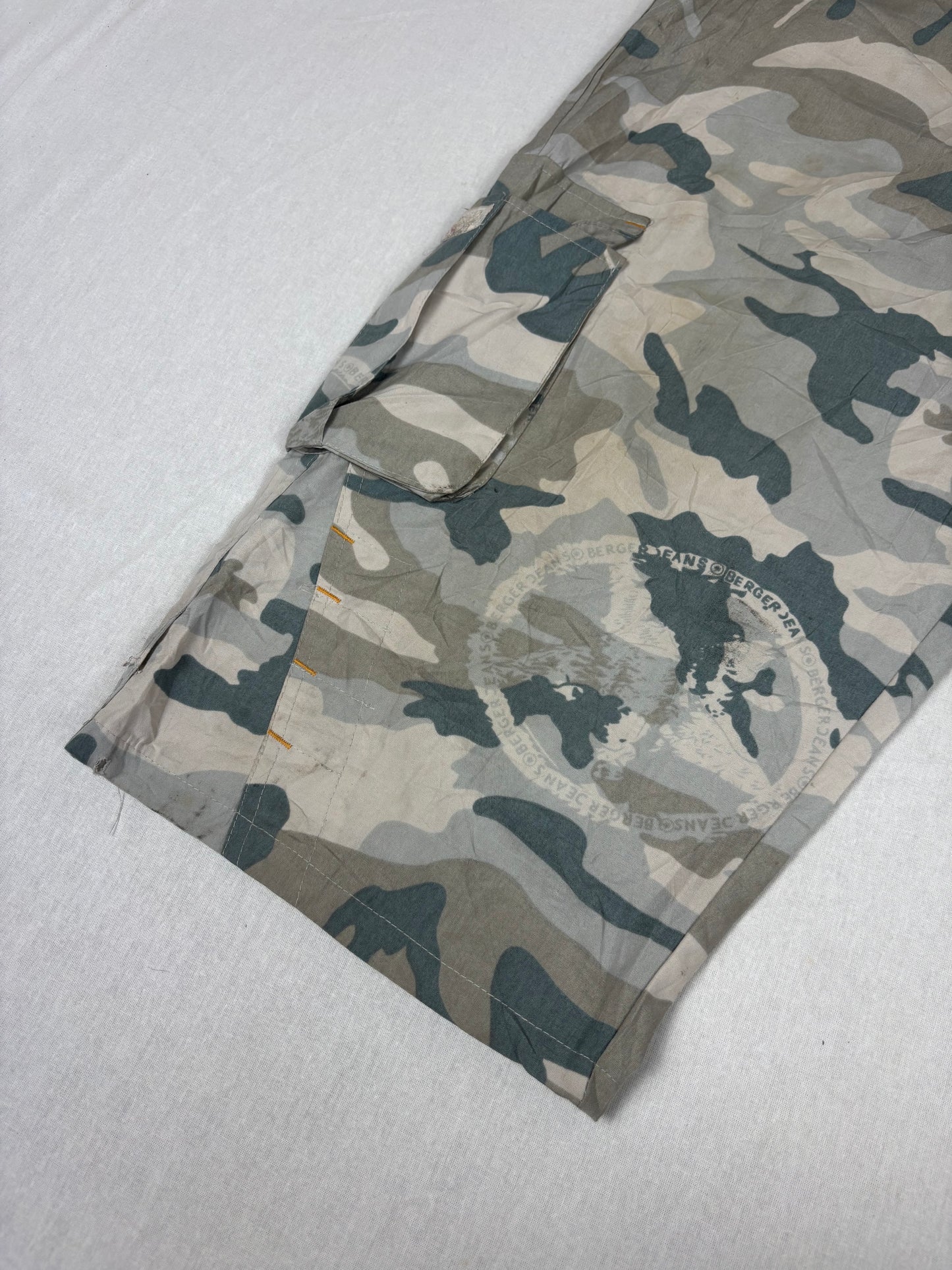 Camo Shorts (w34)