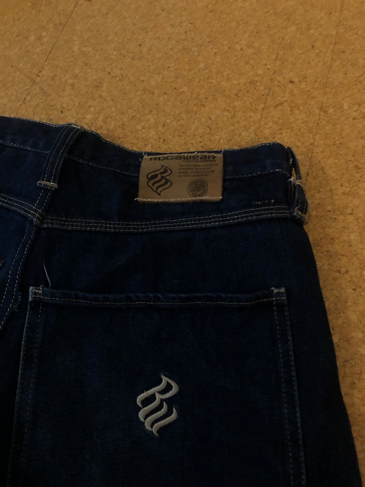 Rocawear vintage super baggy jeans (W32)
