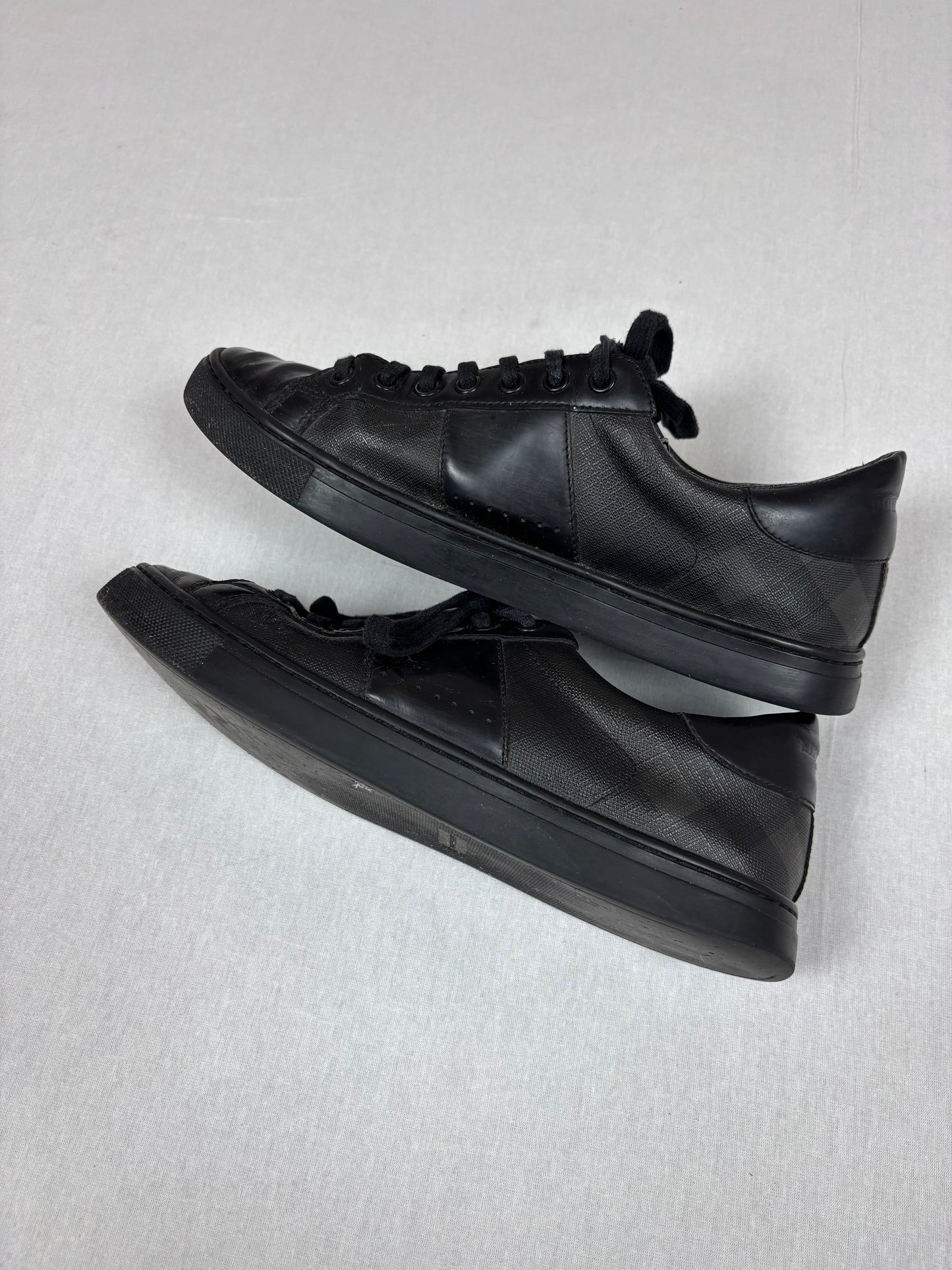 Burberry Leather Shoes (EU 42)