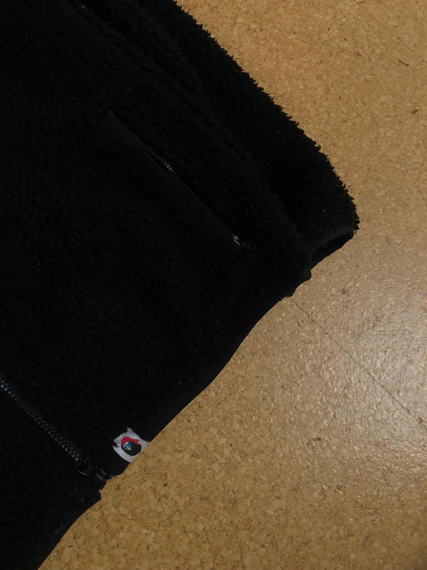 Bape fleece jacket (L)